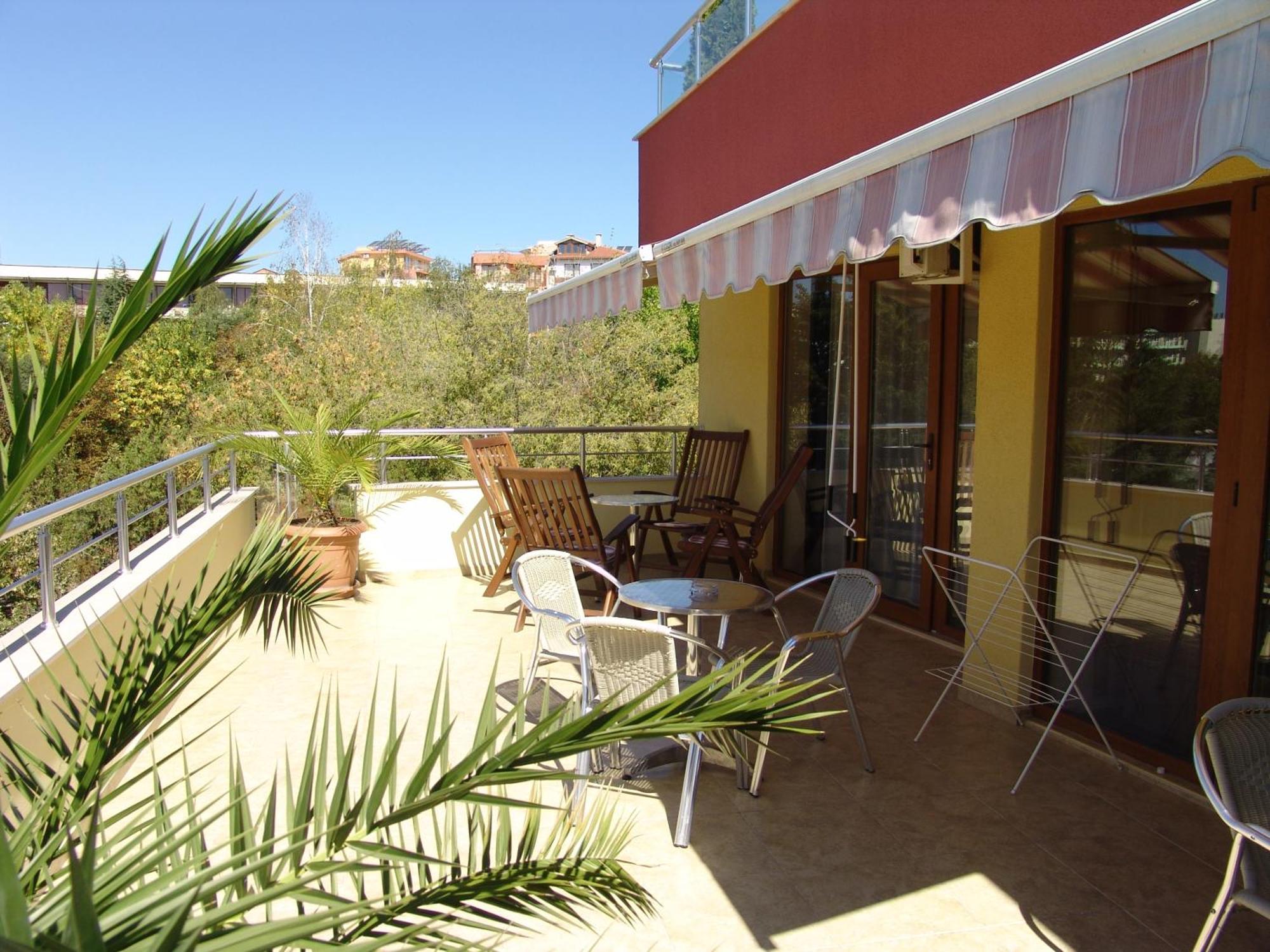 Hotel Buena Vissta Primorsko Esterno foto