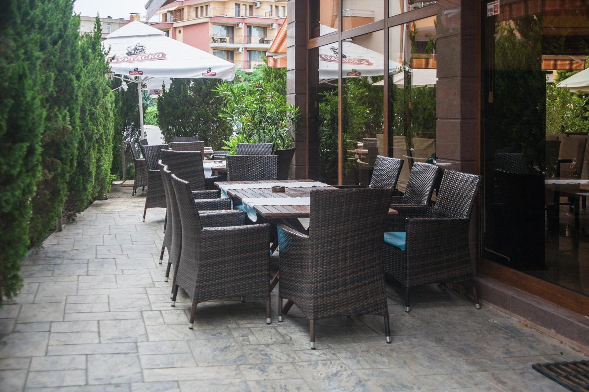Hotel Buena Vissta Primorsko Esterno foto