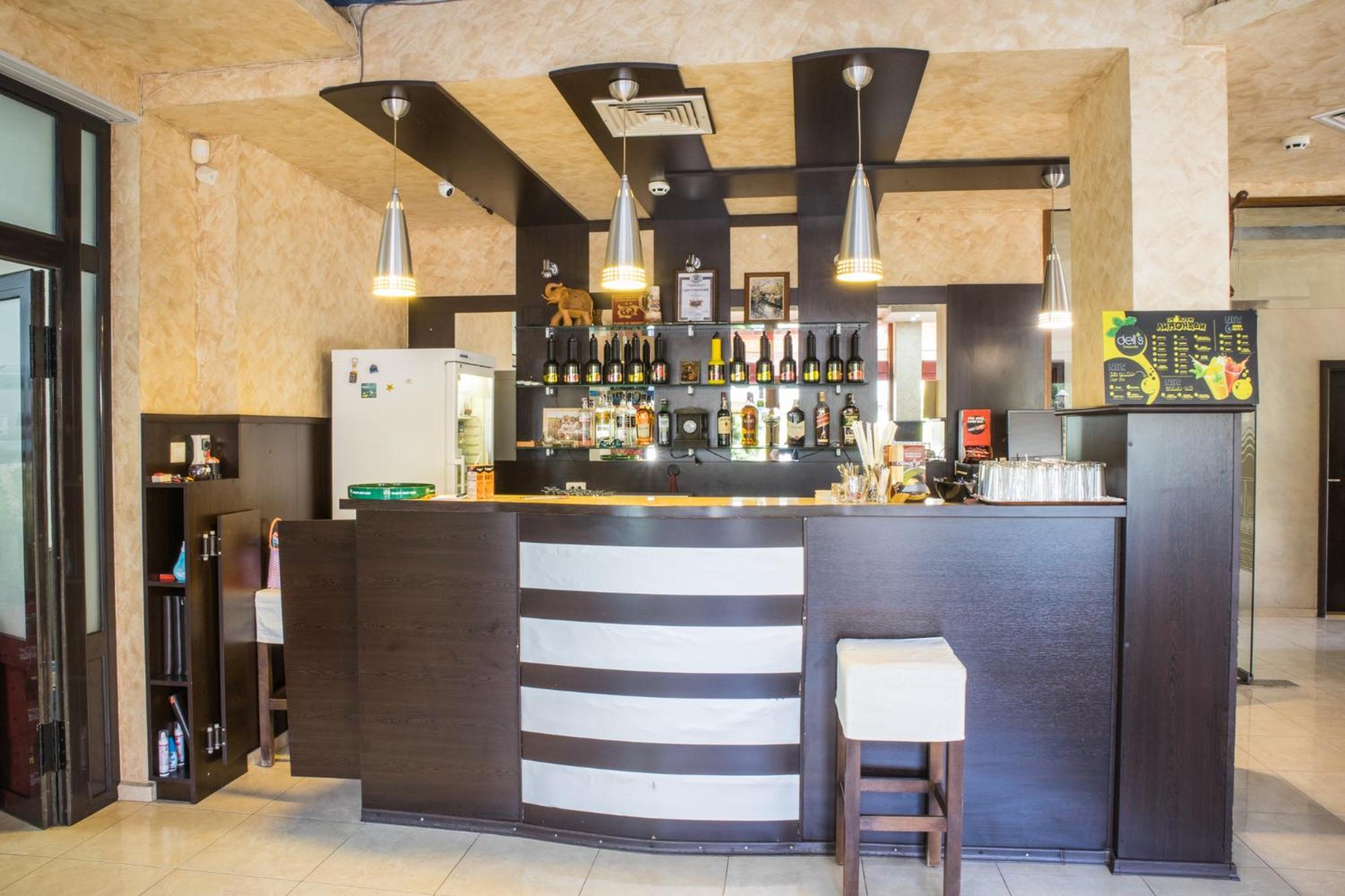 Hotel Buena Vissta Primorsko Esterno foto