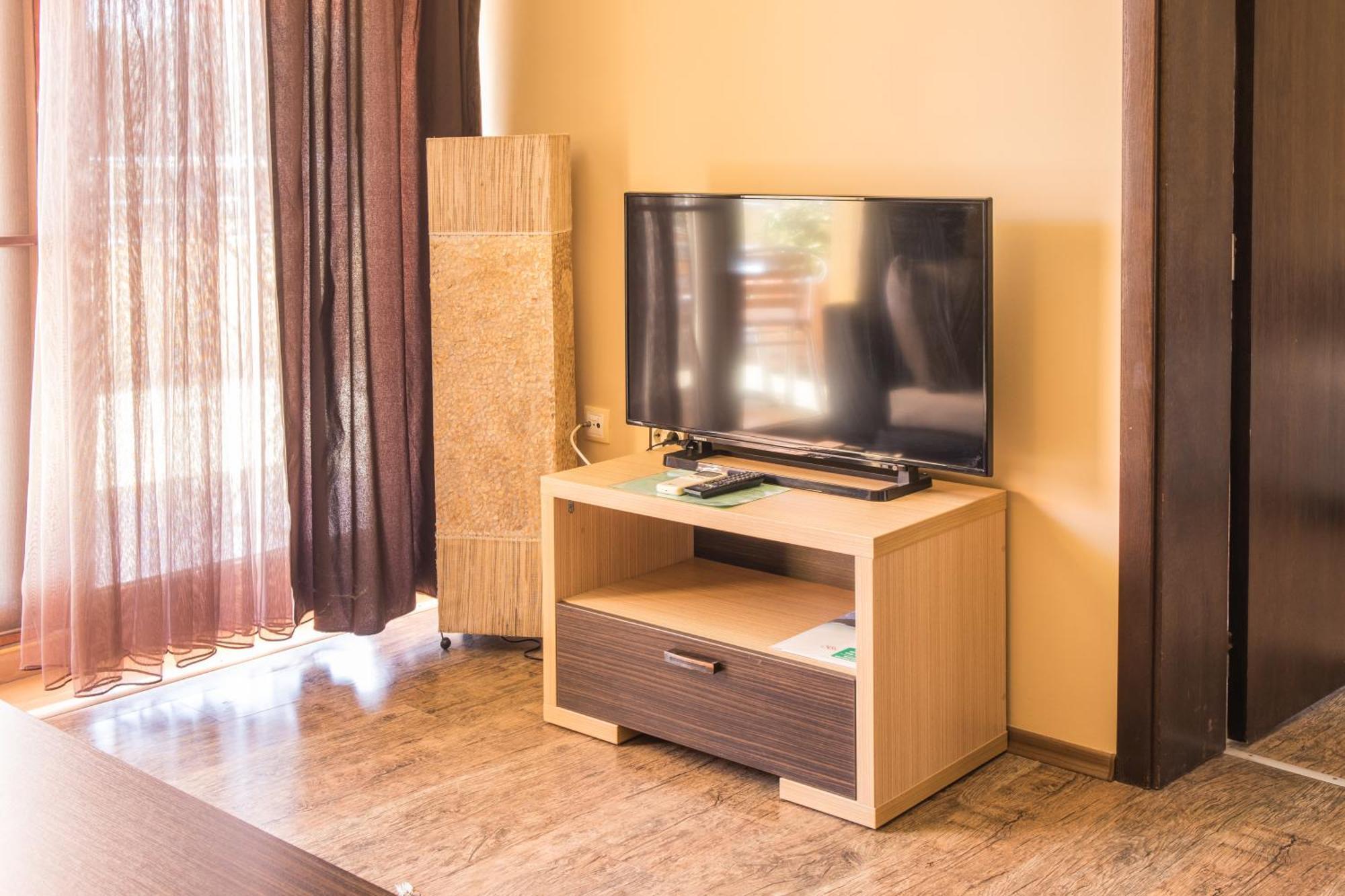 Hotel Buena Vissta Primorsko Esterno foto