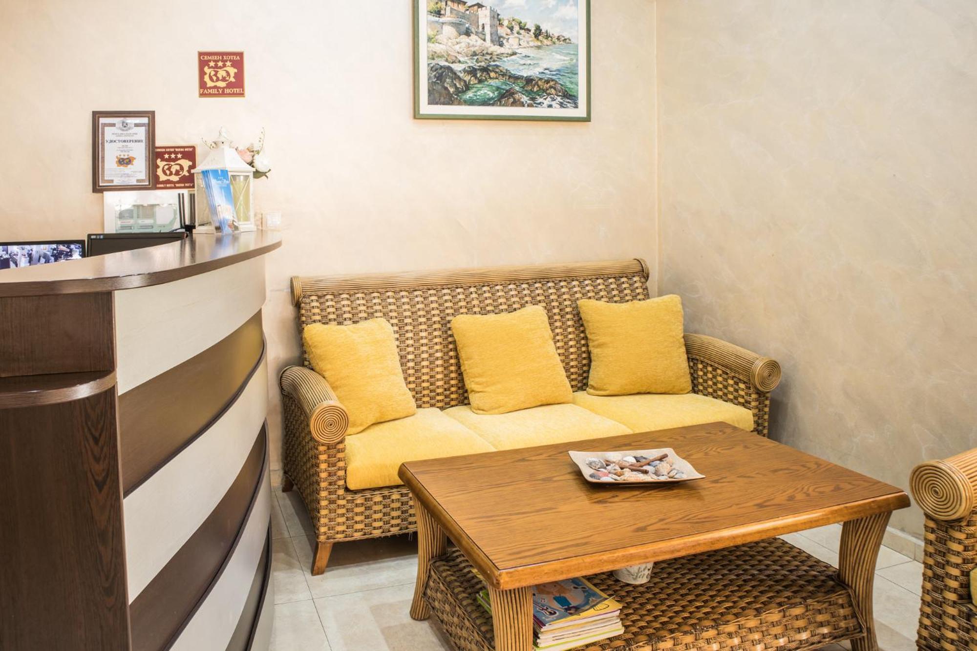 Hotel Buena Vissta Primorsko Esterno foto
