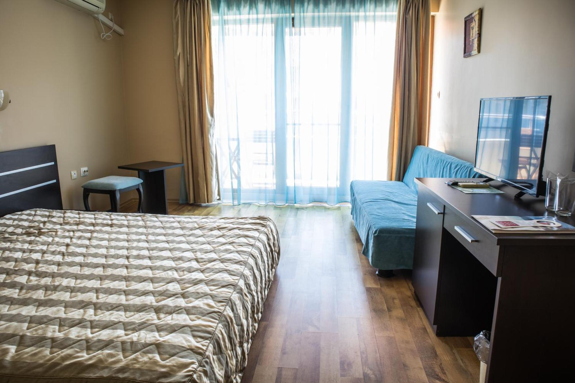 Hotel Buena Vissta Primorsko Esterno foto